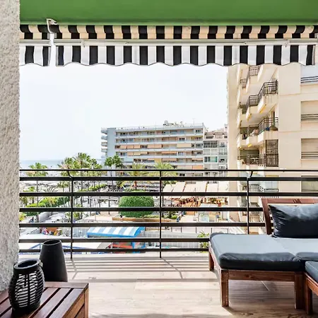 Atardecer En La Playa En Centro מארבלה