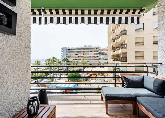 Atardecer En La Playa En Centro Marbella